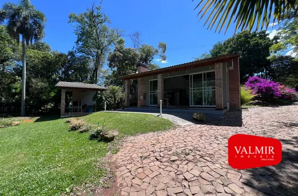 À VENDA CHÁCARA NO PARQUE DO SOM 