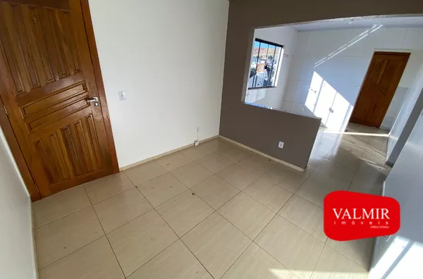 CASA RESIDENCIAL - BAIRRO FRARON