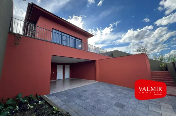 À VENDA CASA DE ALTO PADRÃO - VILA ISABEL 