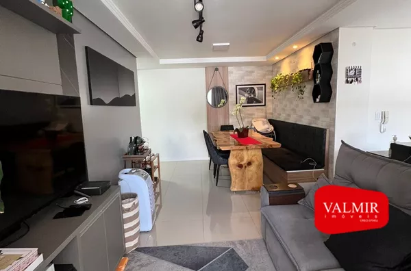 À VENDA NO LA SALLE