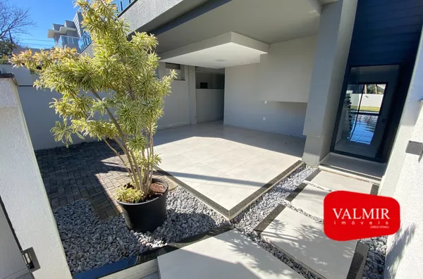 SOBRADO RESIDENCIAL - BAIRRO LA SALLE