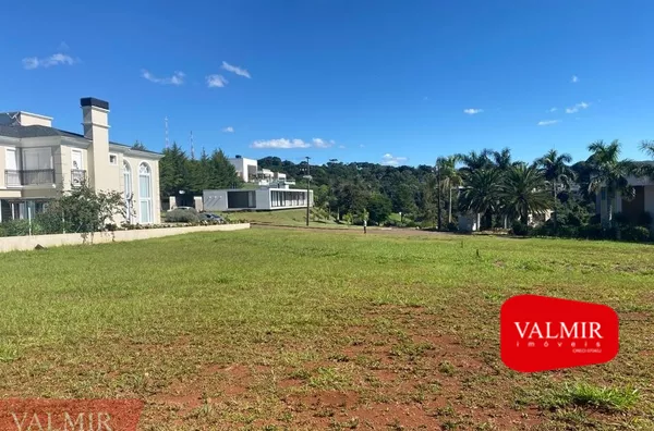 À VENDA NO CONDOMÍNIO BELVEDERE