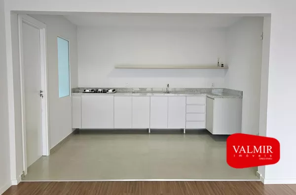 À VENDA NO CENTRO - EDIFÍCIO NORMA MARIANA