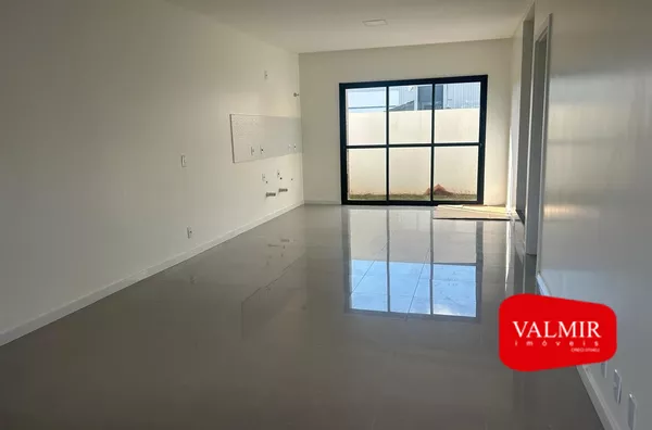 À VENDA NO PINHEIRINHO