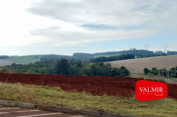 À VENDA NO JARDIM DAS TORRES