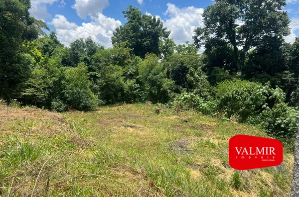 À VENDA NO LA SALLE