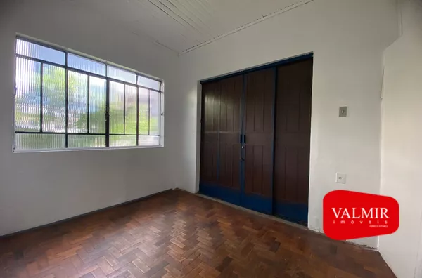 CASA RESIDENCIAL OU COMERCIAL - BAIRRO CENTRO