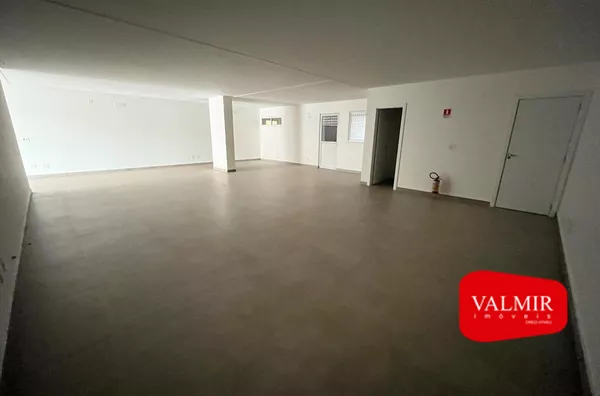 PARA LOCAÇÃO NO CENTRO - COMERCIAL