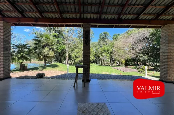 À VENDA CHÁCARA NO PARQUE DO SOM 