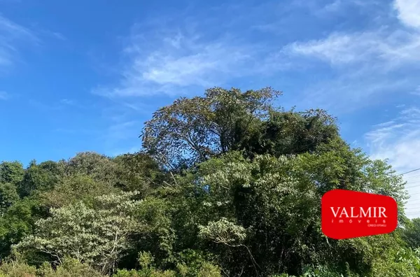 À VENDA NO JARDIM DAS TORRES