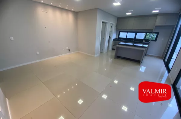 SOBRADO RESIDENCIAL - BAIRRO LA SALLE