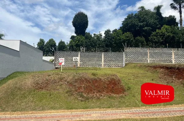 À VENDA NO CONDOMINIO JARDINS DE MONET