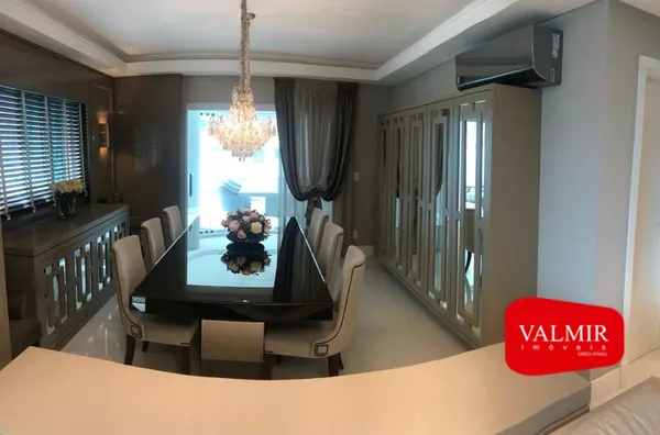 À VENDA EM BALNEÁRIO CAMBORIÚ