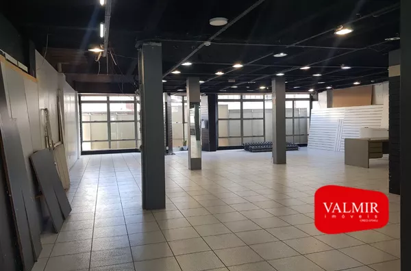 PARA LOCAÇÃO NO CENTRO - COMERCIAL