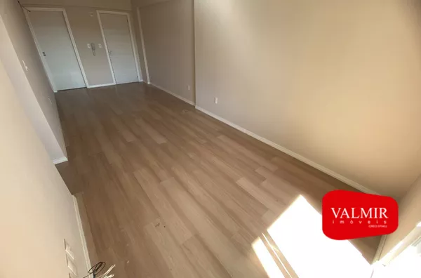 PARA LOCAÇÃO NO CENTRO - EDIFÍCIO DONA HILDA