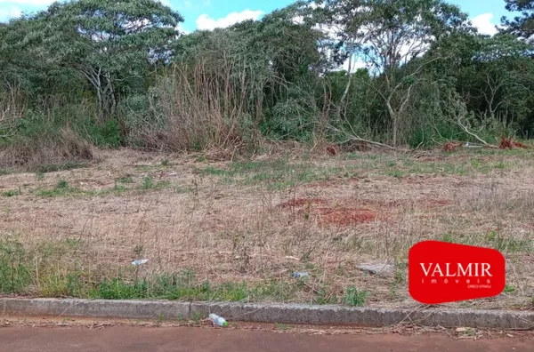 TERRENO Á VENDA PARK DAS TORRES -PATO BRANCO - Foto 1