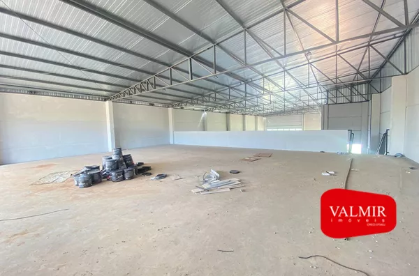 PARA LOCAÇÃO EM ITAPEJARA D'OSTE - COMERCIAL