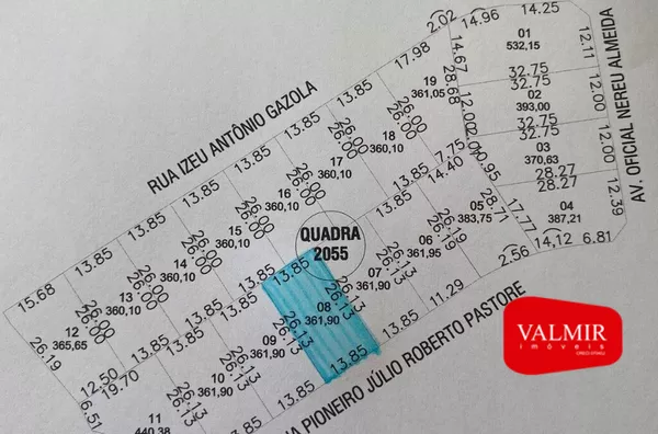 À VENDA NO LOTEAMENTO PARQUE DAS TORRES