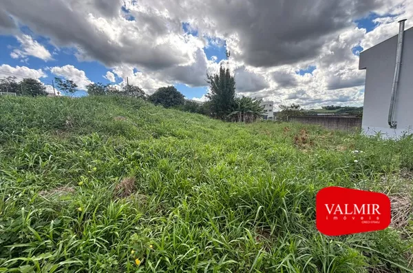 À VENDA NO PINHEIRINHO