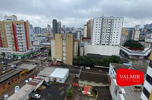 À VENDA NO CENTRO - EDIFÍCIO MONTE EFRAIM