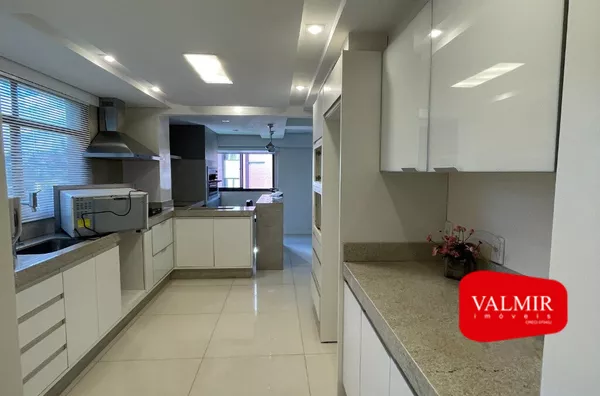 À VENDA NO CENTRO - EDIFICIO PORTO SEGURO