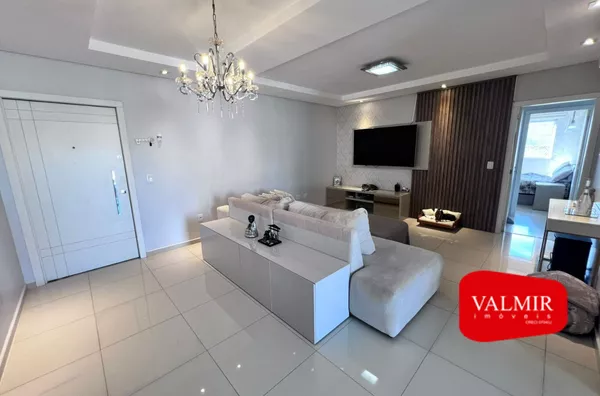 À VENDA APARTAMENTO SEMIMOBILIADO 