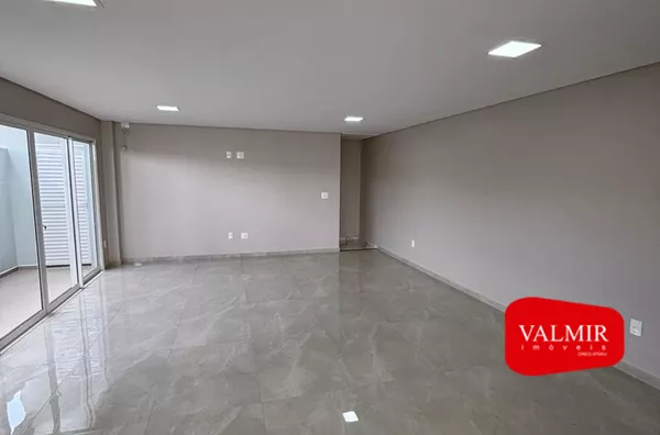 À VENDA NO MENINO DEUS