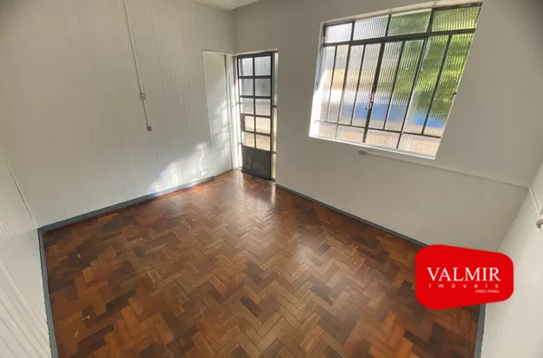 CASA RESIDENCIAL OU COMERCIAL - BAIRRO CENTRO