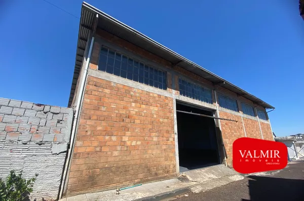 BARRACÃO PARA LOCAÇÃO NO CENTRO