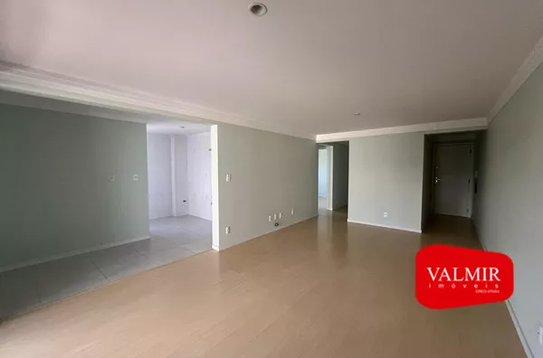 APARTAMENTO À VENDA
