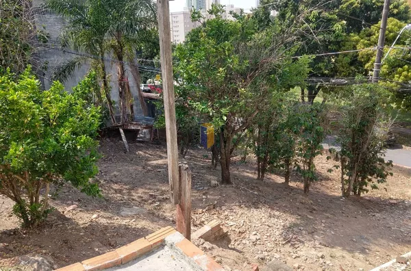 CASA SOBRADO VENDE - JARDIM PIRATININGA