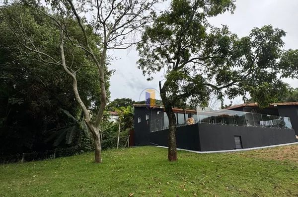 CHÁCARA DE ALTO PADRÃO À VENDA EM ARAÇOIABA/SP