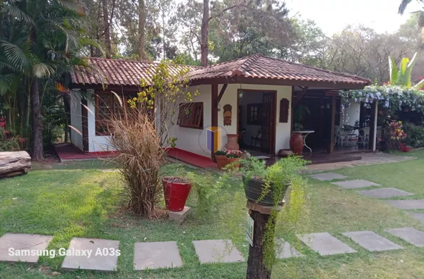 2 CASAS EM CONDOMÍNIO - LAR NA NATUREZA 