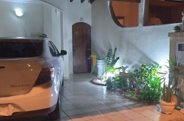 CONDOMÍNIO PARQUE DAS ÁRVORES 