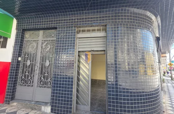 SALÃO COMERCIAL ESQUINA - CENTRO 