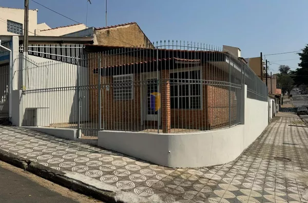 CASA TÉRREA ESQUINA - VL CARVALHO