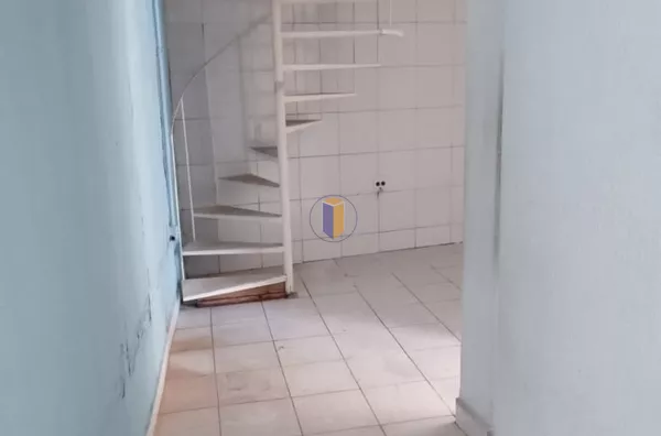 SALÃO COMERCIAL - RUA SANTA CLARA - CENTRO