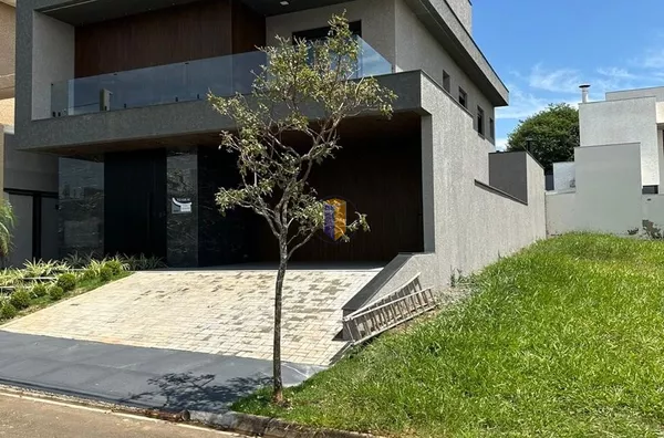 CASA À VENDA NO CONDOMÍNIO MONTBLANC, SOROCABA/SP