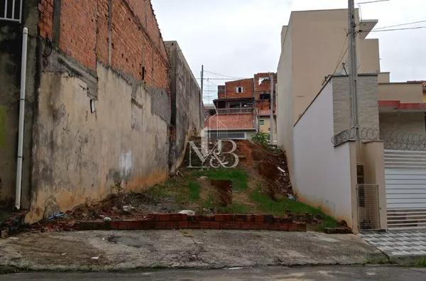 TERRENO PORTAL DA ITAVUVU