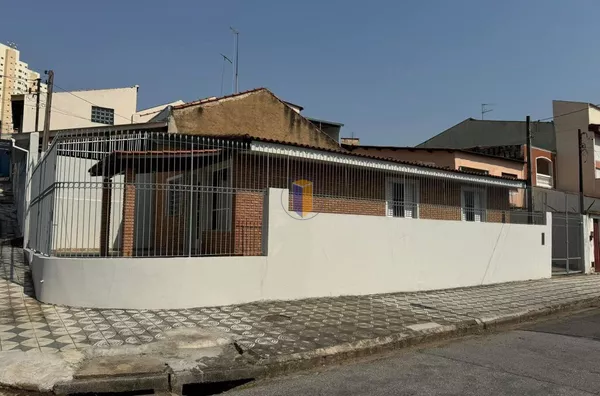 CASA TÉRREA ESQUINA - VL CARVALHO