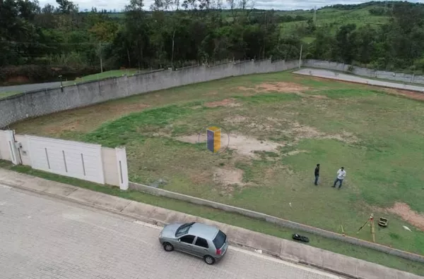 TERRENO À VENDA NO CONDOMÍNIO VITTÓRIO EMANUELE – ALTO DA BOA VISTA, SOROCABA/SP