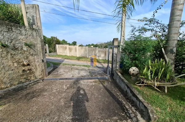 CHACARA BARREIRO - PIEDADE - 1,5KM DO ASFALTO