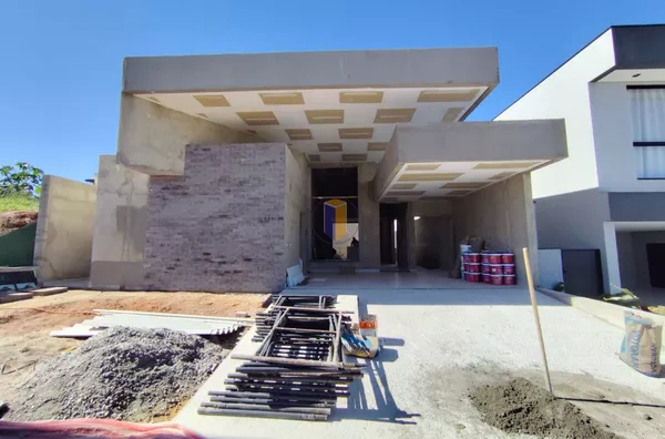 Casa nova em condomínio Terras Alpha para venda