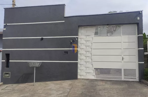 SOBRADO COM PISCINA À VENDA EM VOTORANTIM/SP