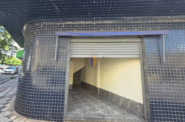 SALÃO COMERCIAL ESQUINA - CENTRO 