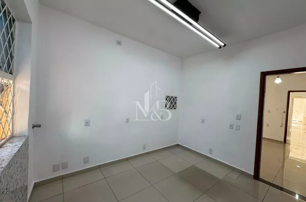 CASA COMERCIAL - RUA AMAZONAS