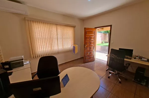 CASA À VENDA NO JD. AMÉRICA, SOROCABA/SP 