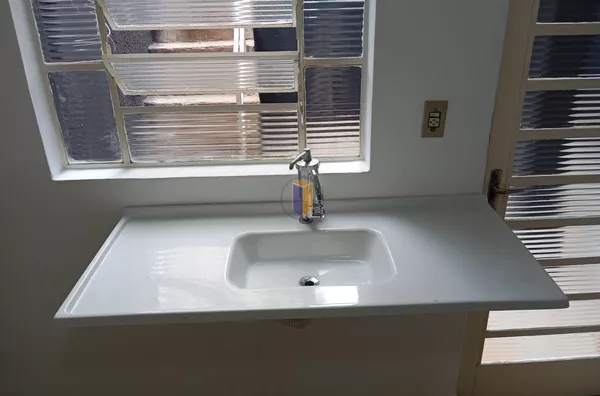 GALPÃO À VENDA E LOCAÇÃO NA RUA SETE DE SETEMBRO, SOROCABA/SP