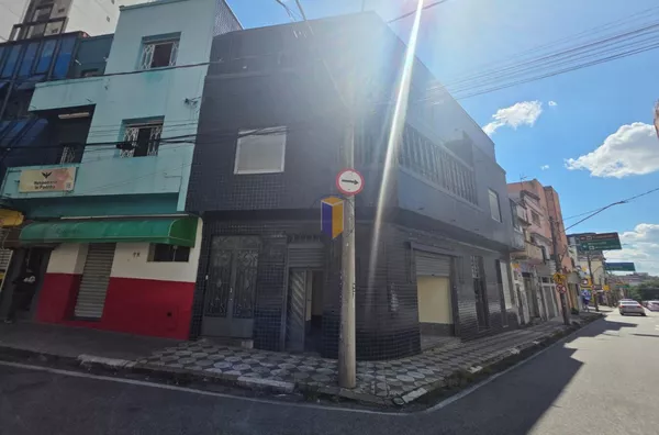 SALÃO COMERCIAL ESQUINA - CENTRO 