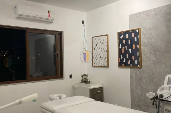 CASA COM 12 SALAS COMERCIAIS PARA LOCAÇÃO, NO CAMPOLIM, SOROCABA/SP